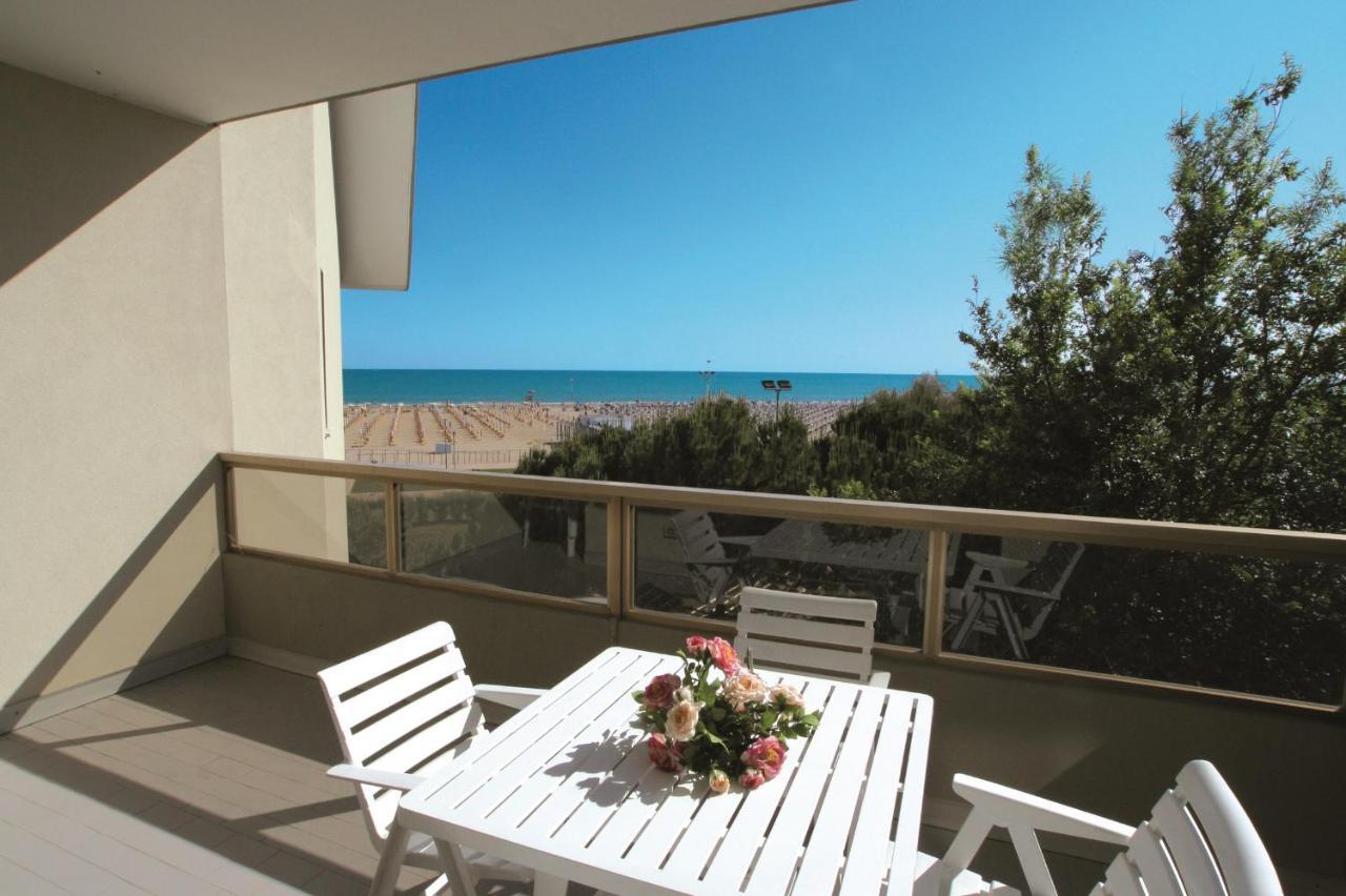 Residence Le Zattere Bibione Exterior foto
