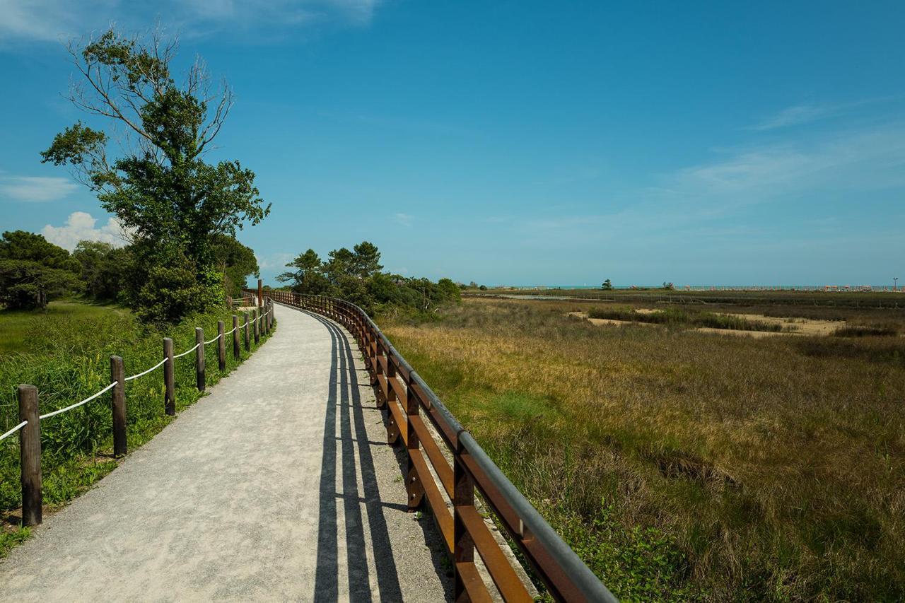 Residence Le Zattere Bibione Exterior foto