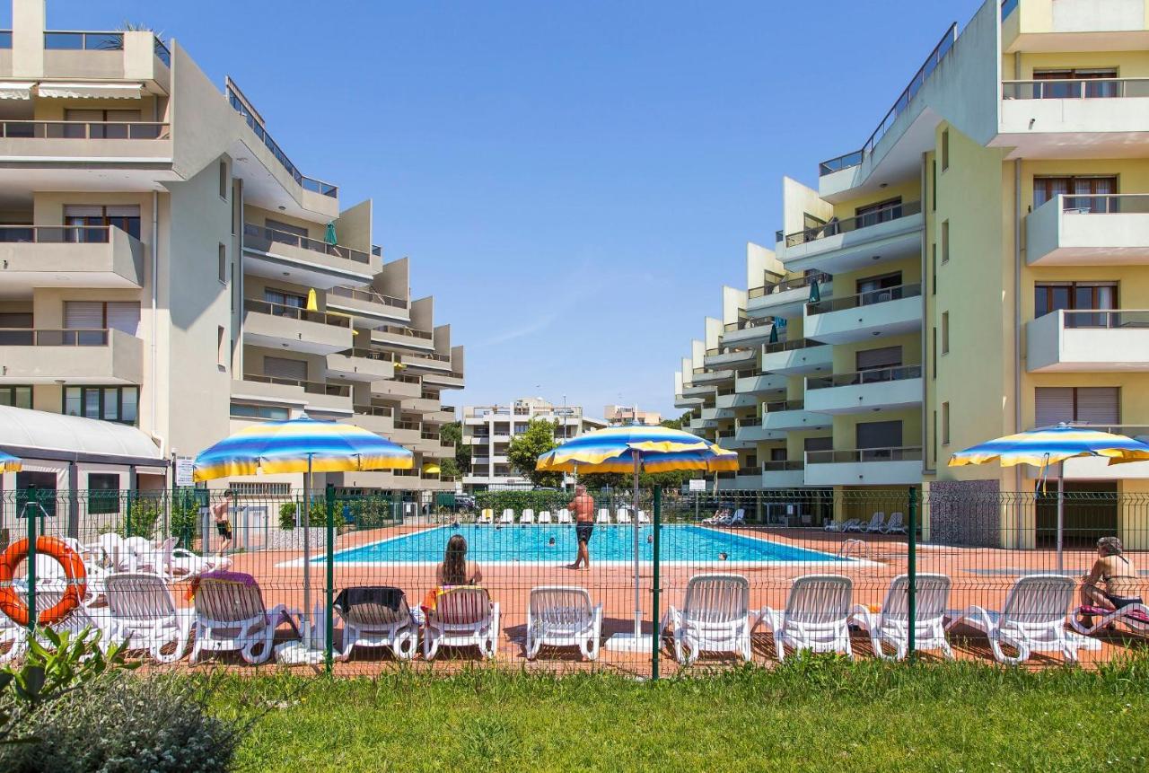 Residence Le Zattere Bibione Exterior foto